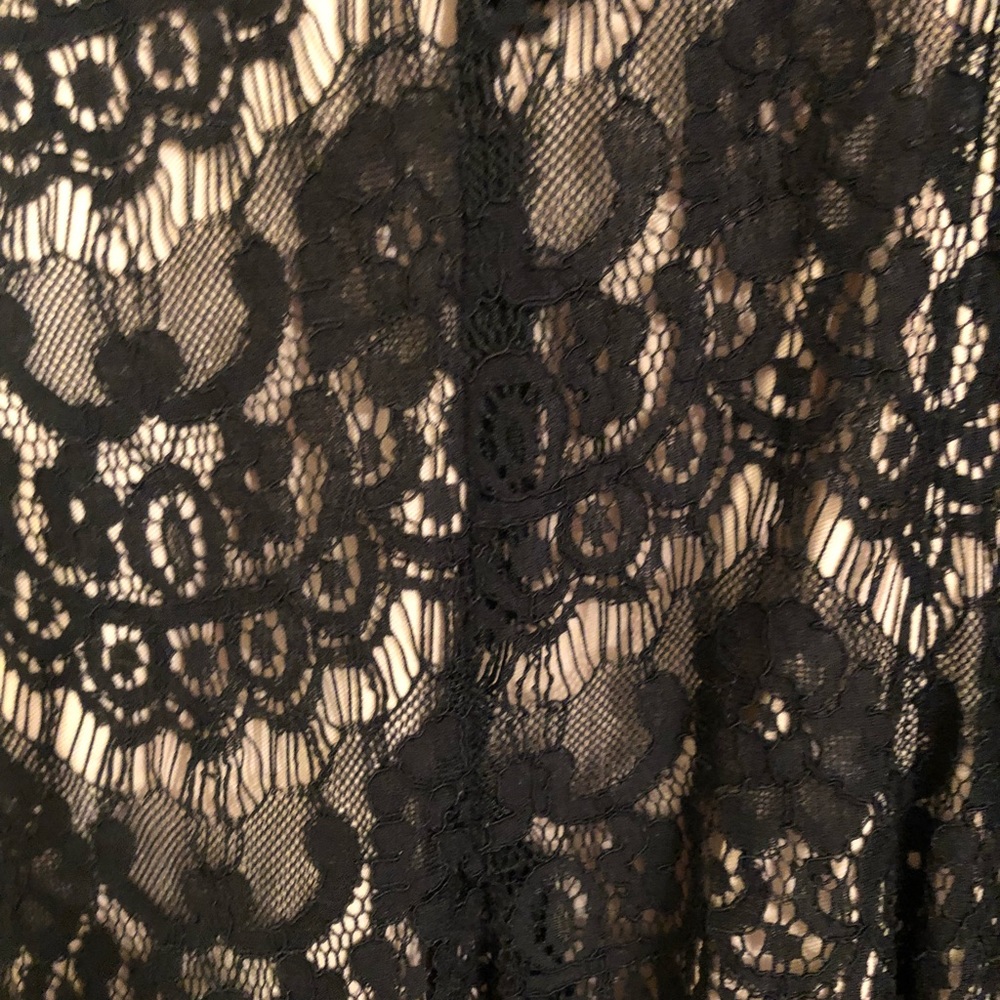 Black lace cocktail dress - Picture 5 of 7